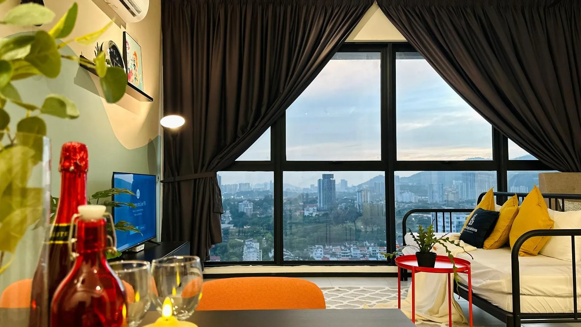 Urban Suite Cozy Family Homestay At Georgetown By Urban Staycation Heng Jelutong Apartment