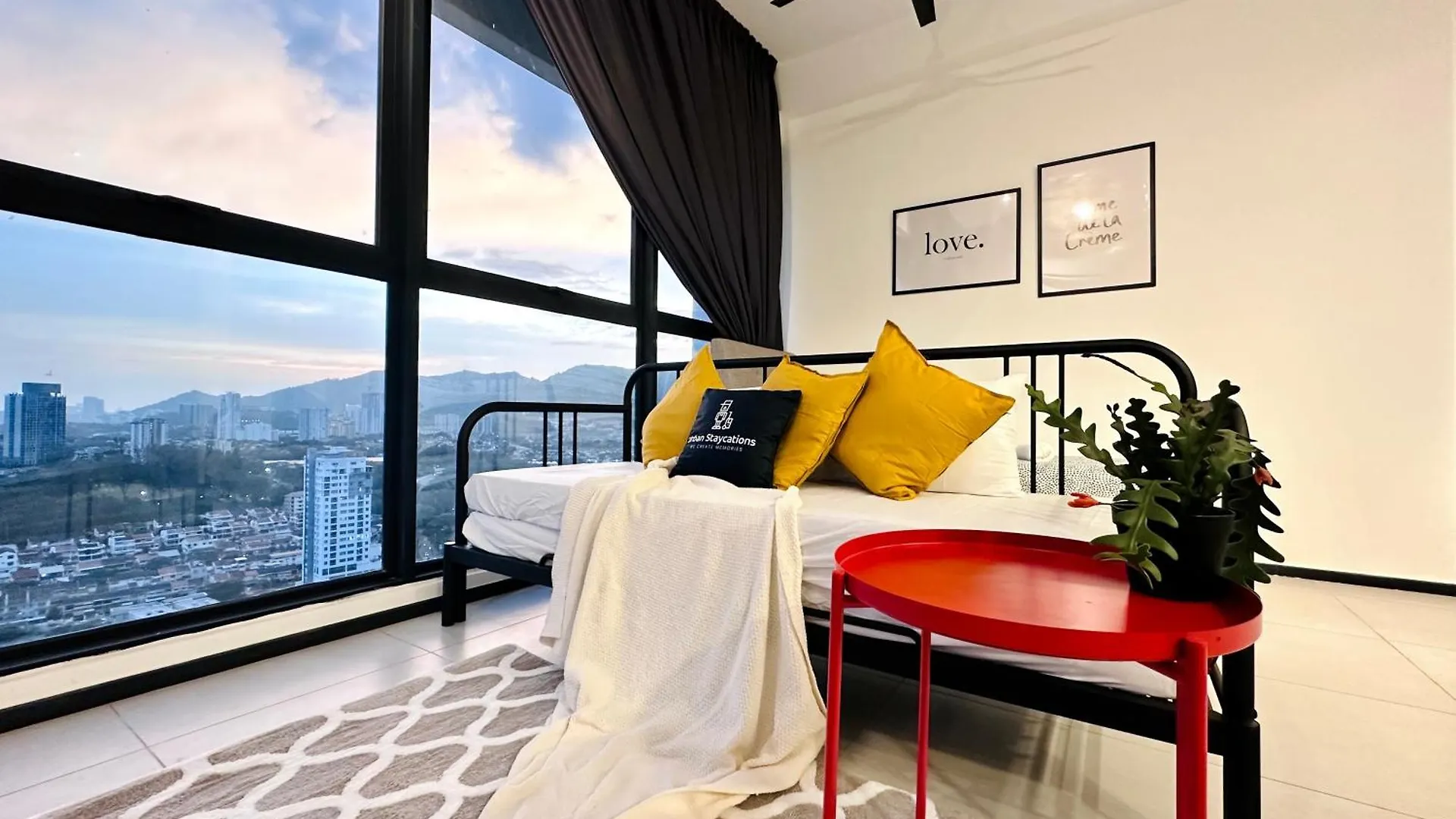 Urban Suite Cozy Family Homestay At Georgetown By Urban Staycation Heng contacts
