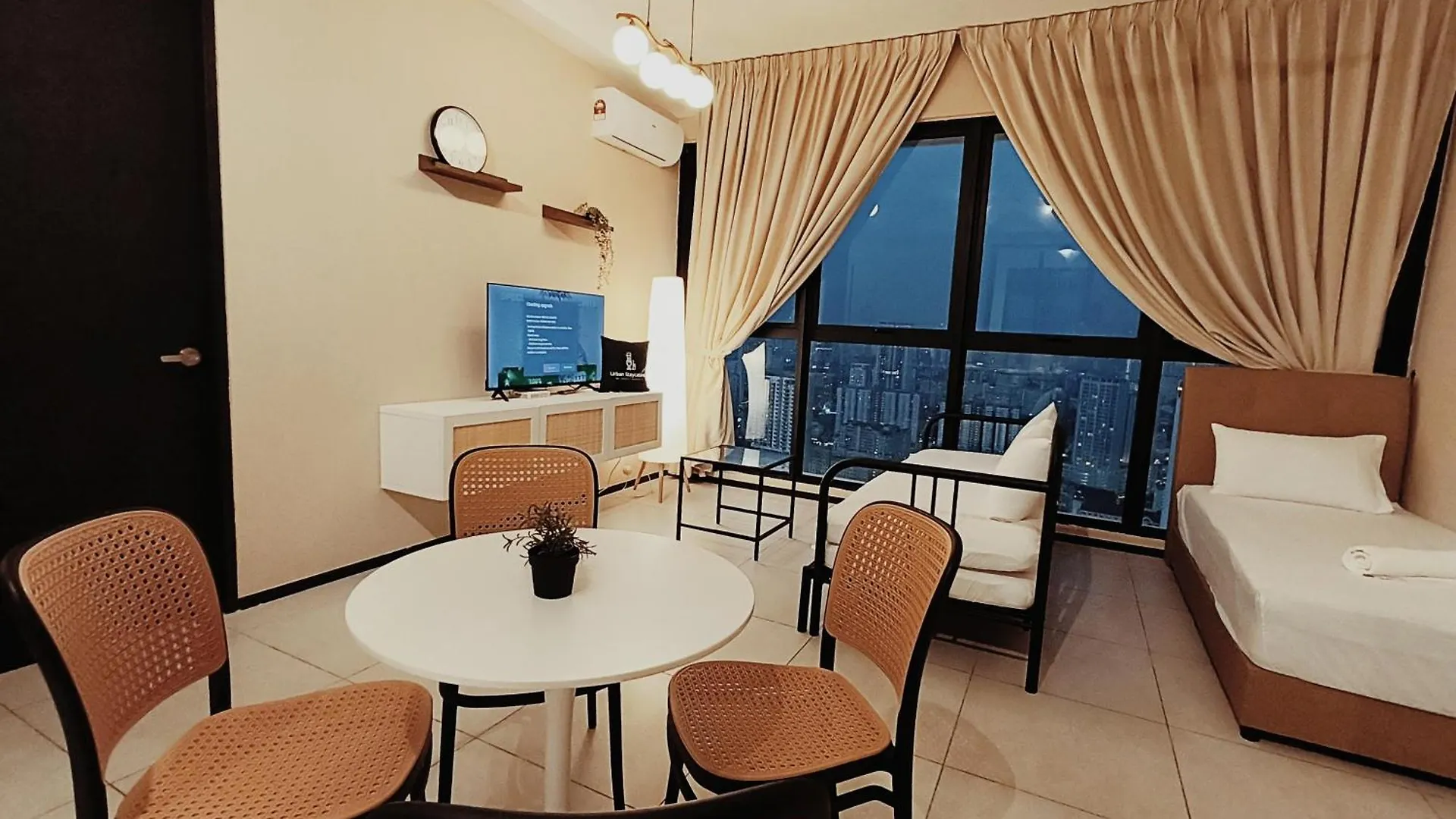 Urban Suite Cozy Family Homestay At Georgetown By Urban Staycation Heng Jelutong Apartment